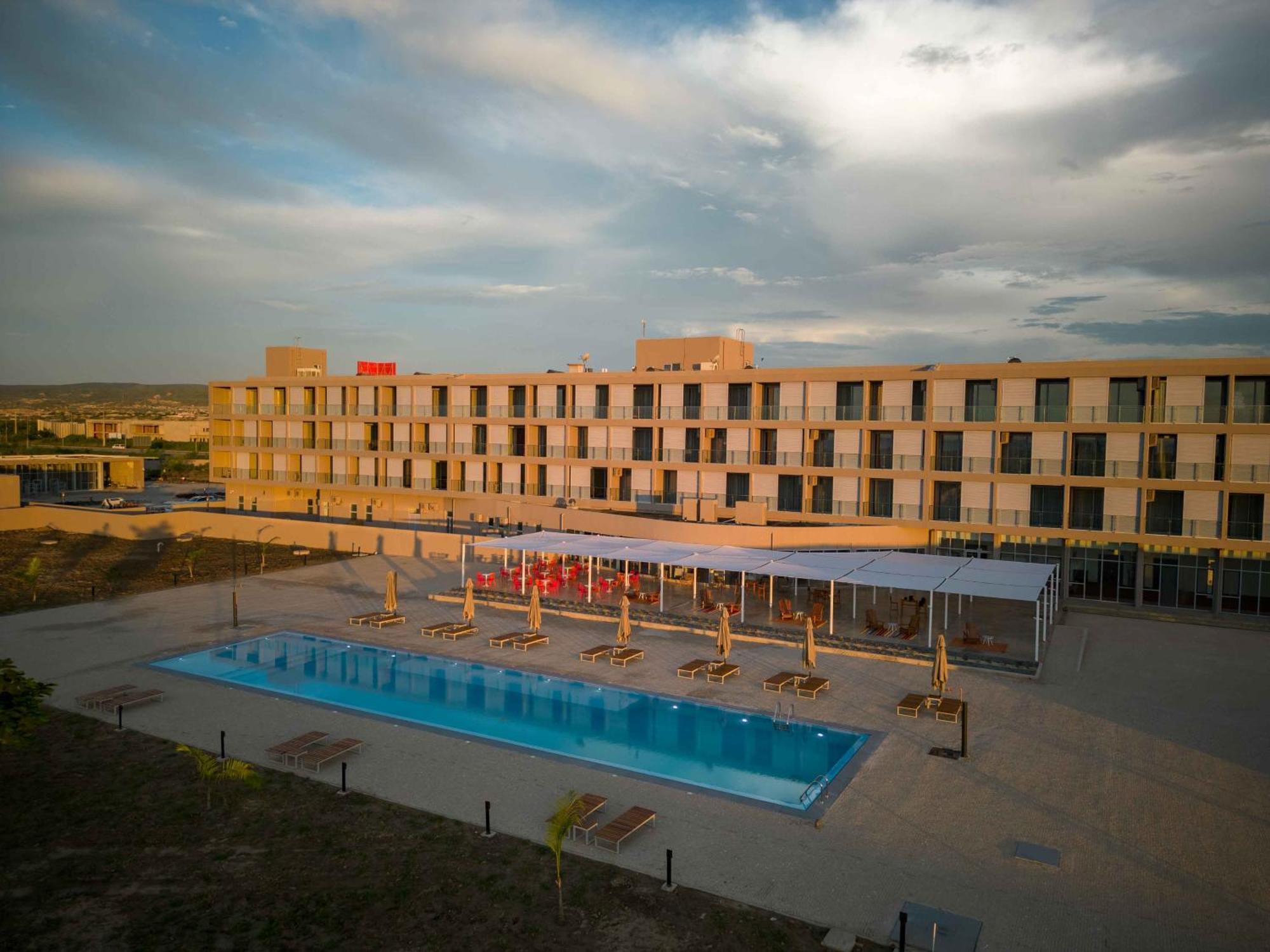 Flow Hotel Benguela Extérieur photo